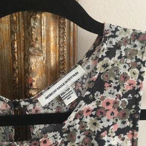 XXS American Eagle floral dress.
